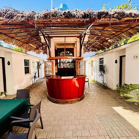 Arawak Hotel Leogane Екстериор снимка